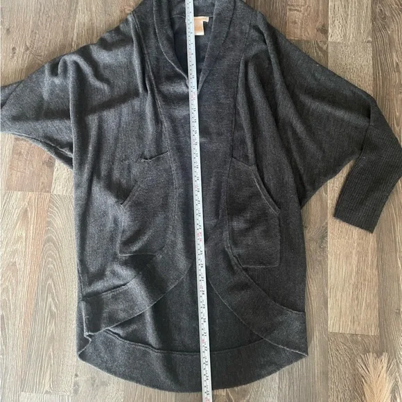 Sweet Romeo Grey Sweater - Picture 4 of 8